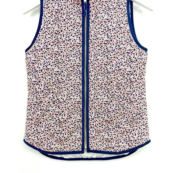 J. Crew Mercantile Blue Pink Floral Ruffled Mock Neck Zip Up Quilted Puffer Vest - Picture 11 of 16